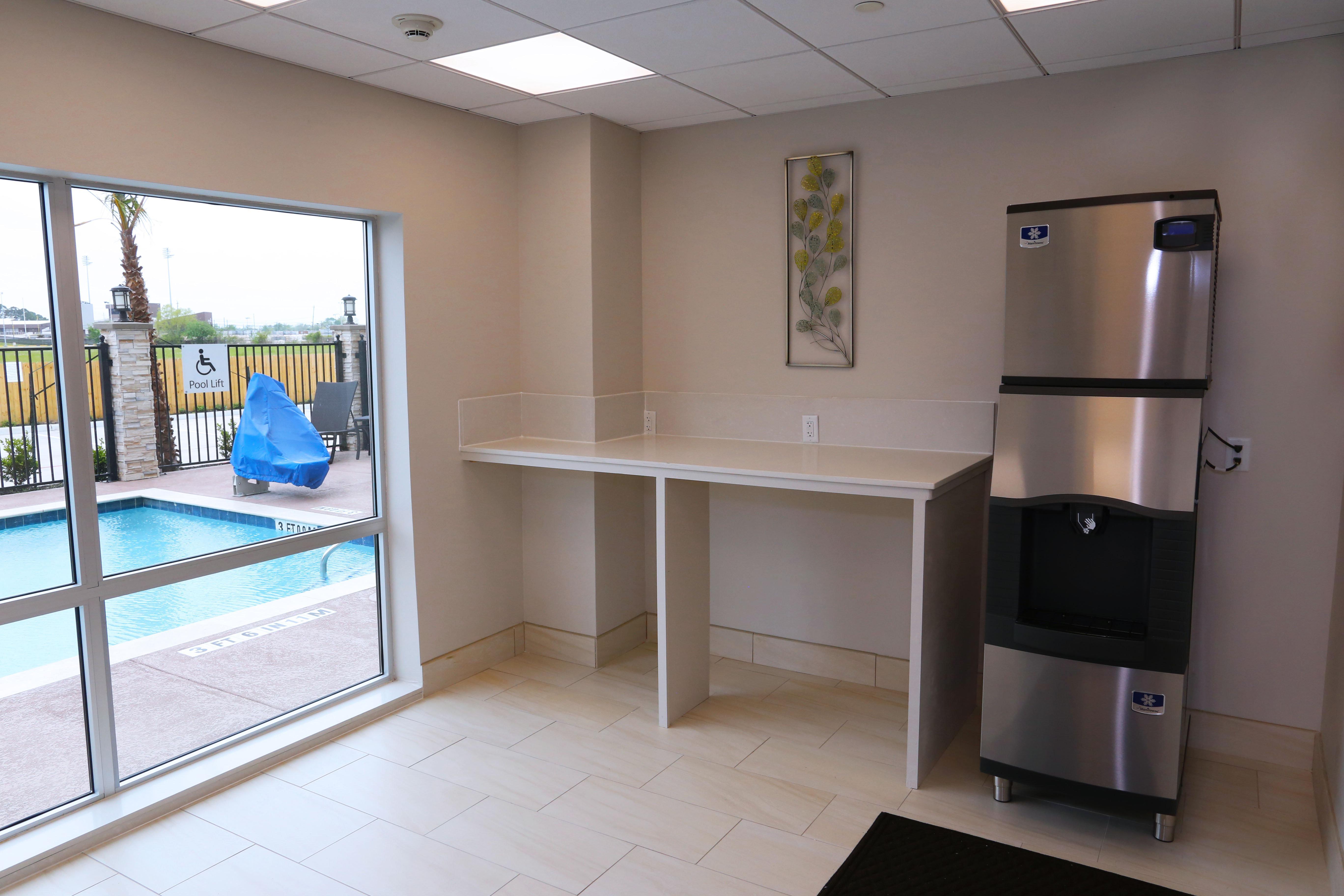 Holiday Inn Express & Suites - Houston Iah - Beltway 8 By Ihg Aldine Exterior foto
